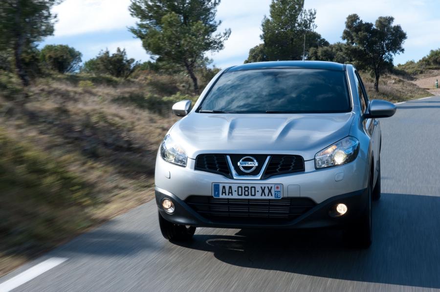  Nissan Qashqai 2010 года  (фото 180 из 204)